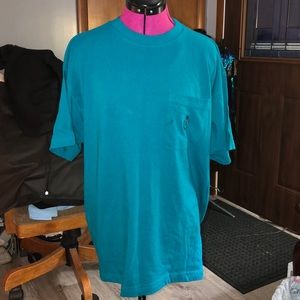 Chaps Men’s TShirt. Size Medium/Large